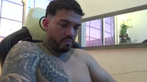 Snapshot of angellatino0 chatting on January 2025 08:41:01 PM angellatino0 online show from January 2025 08:41:01 PM