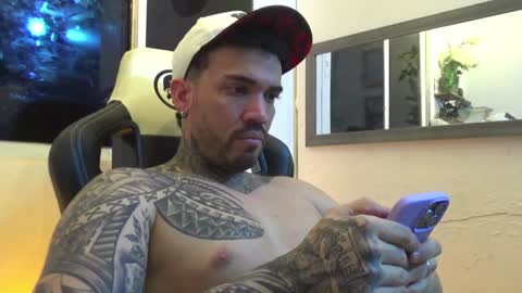 Snapshot of angellatino0 chatting on January 2025 02:24:02 AM angellatino0 online show from January 2025 02:24:02 AM