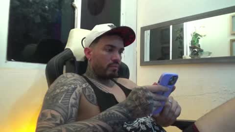 Snapshot of angellatino0 chatting on January 2025 07:07:02 AM angellatino0 online show from January 2025 07:07:02 AM