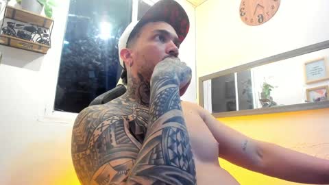 Snapshot of angellatino0 chatting on February 2025 09:51:02 AM angellatino0 online show from February 2025 09:51:02 AM