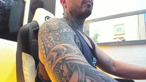 Snapshot of angellatino0 chatting on February 2025 04:25:01 AM angellatino0 online show from February 2025 04:25:01 AM