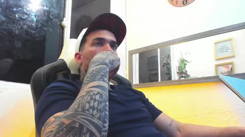 Snapshot of angellatino0 chatting on February 2025 05:53:02 AM angellatino0 online show from February 2025 05:53:02 AM