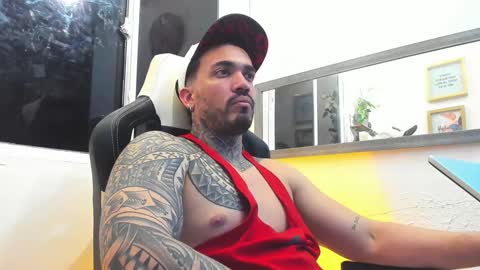 Snapshot of angellatino0 chatting on February 2025 07:02:02 AM angellatino0 online show from February 2025 07:02:02 AM