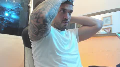 Snapshot of angellatino0 chatting on February 2025 04:36:02 AM angellatino0 online show from February 2025 04:36:02 AM