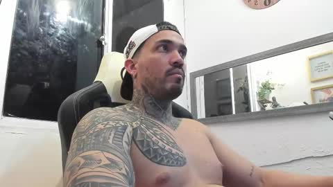 Snapshot of angellatino0 chatting on February 2025 03:46:02 AM angellatino0 online show from February 2025 03:46:02 AM