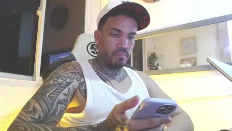 Snapshot of angellatino0 chatting on March 2025 07:05:02 AM angellatino0 online show from March 2025 07:05:02 AM