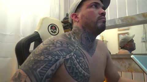 Snapshot of angellatino0 chatting on October 2025 04:59:01 AM angellatino0 online show from October 2025 04:59:01 AM