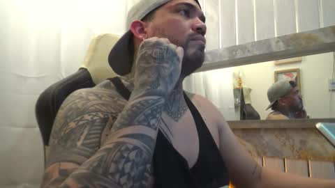 Snapshot of angellatino0 chatting on October 2025 06:57:01 AM angellatino0 online show from October 2025 06:57:01 AM