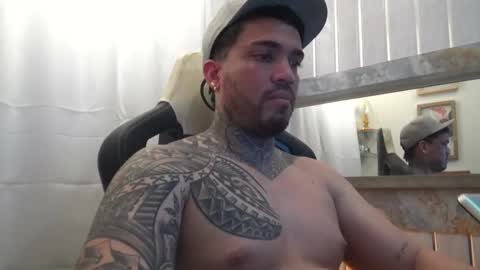 Snapshot of angellatino0 chatting on October 2025 03:54:02 AM angellatino0 online show from October 2025 03:54:02 AM