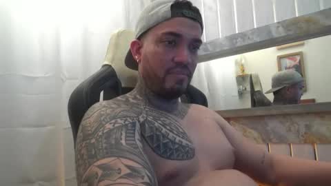 Snapshot of angellatino0 chatting on November 2025 07:39:01 AM angellatino0 online show from November 2025 07:39:01 AM