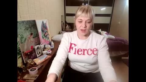 angelleah online show from November 2025 08:13:02 PM