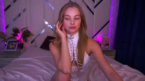 angelleyess online show from October 2025 12:14:01 AM