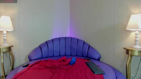   online show from October 2025 12:53:02 PM