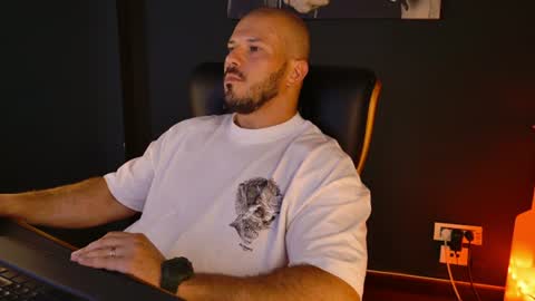 Snapshot of angeloeric chatting on July 2026 01:20:02 PM BlackWolf online show from July 2026 01:20:02 PM