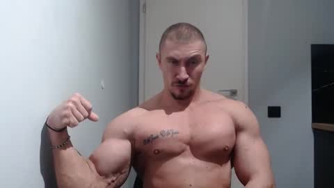  ------- SEX SHOW WITH GUYS AND GIRLS  MUSCLE SHOW online show from December 2024 05:46:01 PM