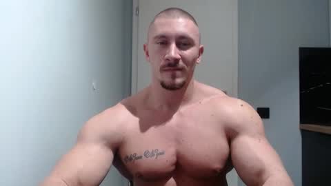  ------- SEX SHOW WITH GUYS AND GIRLS  MUSCLE SHOW online show from December 2024 09:36:02 PM