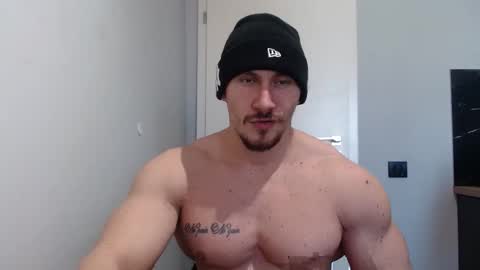  ------- SEX SHOW WITH GUYS AND GIRLS  MUSCLE SHOW online show from February 2025 11:18:02 AM