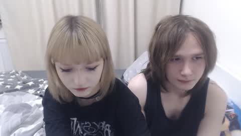 Snapshot of angelofporncouple chatting on October 2025 06:31:01 PM Eva online show from October 2025 06:31:01 PM