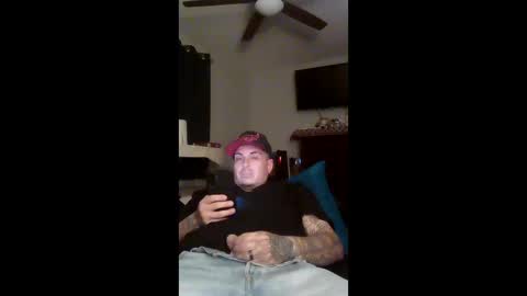 angelogallegos702 online show from December 2025 06:22:02 AM