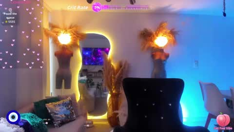 Snapshot of angelpeach_ chatting on June 2026 02:01:02 PM Angel online show from June 2026 02:01:02 PM