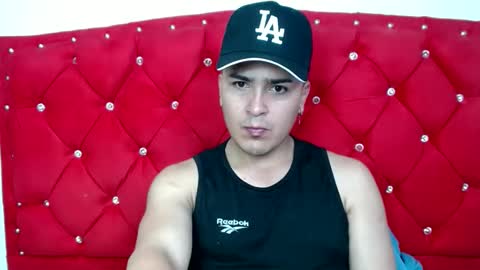 Snapshot of angels_0001 chatting on December 2024 05:40:01 AM angels_0001 online show from December 2024 05:40:01 AM