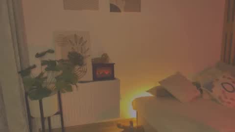 Angelsweetshy online show from November 2025 01:55:01 PM