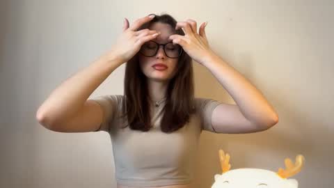 Snapshot of angelwhisper56 chatting on September 2025 01:22:01 PM Lisa online show from September 2025 01:22:01 PM