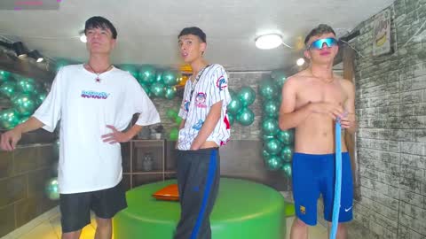 anghelytos online show from February 2025 10:41:01 PM