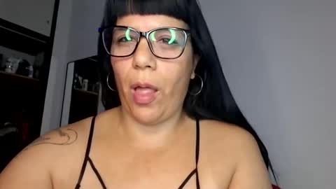 Snapshot of angie0724 chatting on February 2026 01:41:02 PM Angie0724 online show from February 2026 01:41:02 PM