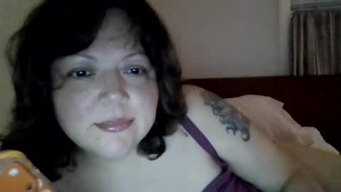 SweetAngie online show from June 2026 01:22:01 AM