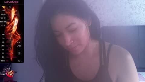 Snapshot of angiebaxter chatting on March 2025 01:20:01 PM Angiebaxt online show from March 2025 01:20:01 PM