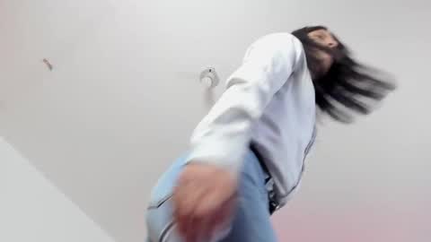 Angie online show from March 2025 01:06:02 PM