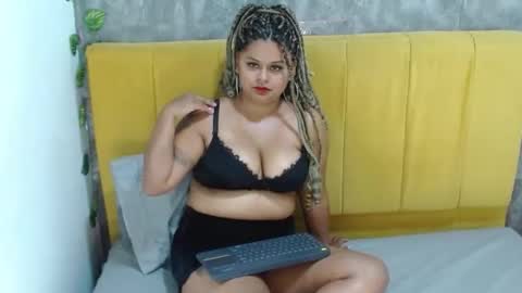 angiekatrinacm101 online show from February 2026 12:33:02 PM