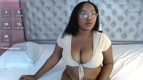 angiellam online show from October 2025 02:04:01 PM