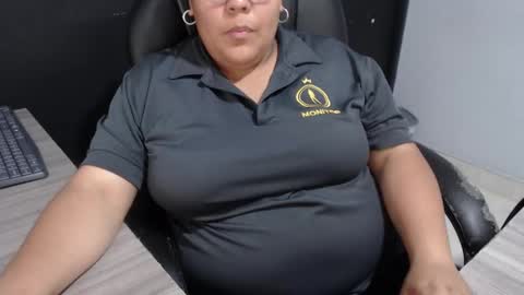 angy online show from September 2025 09:05:01 PM