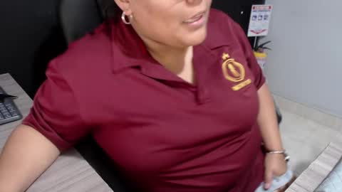 angy online show from November 2025 01:26:02 AM
