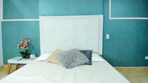 Snapshot of ania_gomez chatting on February 2025 09:14:01 PM Ania online show from February 2025 09:14:01 PM