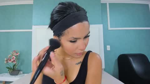 Snapshot of ania_gomez chatting on September 2025 09:37:01 PM Ania online show from September 2025 09:37:01 PM