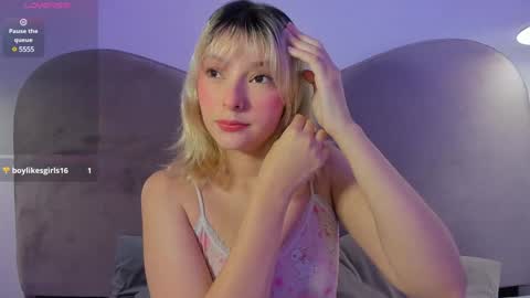 Snapshot of ania_mml chatting on January 2025 10:35:01 PM Ania online show from January 2025 10:35:01 PM