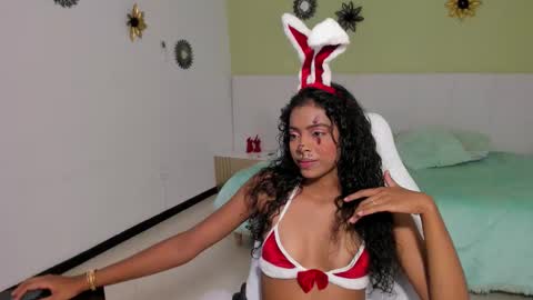 Snapshot of aniie_bby_4u chatting on November 2025 02:13:01 AM Any online show from November 2025 02:13:01 AM