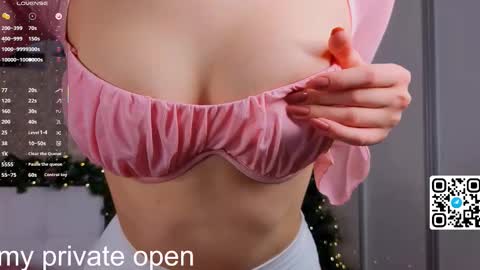 Snapshot of anika_heir chatting on December 2025 04:58:02 PM Alice online show from December 2025 04:58:02 PM