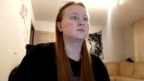 Anika online show from November 2025 07:52:02 PM