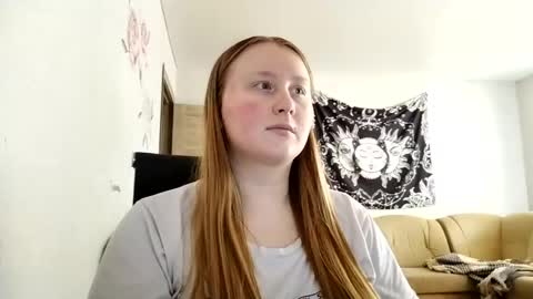 Snapshot of anika_lipps chatting on June 2026 10:27:02 AM Anika online show from June 2026 10:27:02 AM