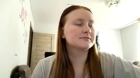 Snapshot of anika_lipps chatting on June 2026 02:05:02 PM Anika online show from June 2026 02:05:02 PM