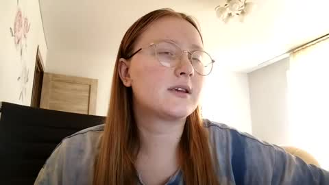 Snapshot of anika_lipps chatting on June 2026 11:59:02 AM Anika online show from June 2026 11:59:02 AM
