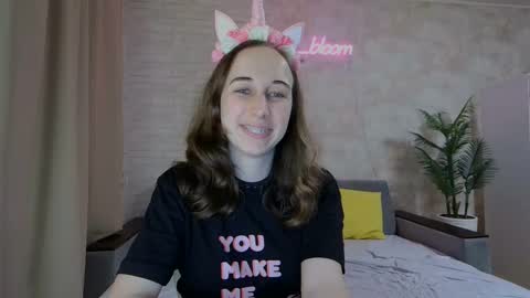 Snapshot of anikabloom chatting on January 2025 07:18:01 AM anikabloom online show from January 2025 07:18:01 AM