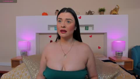 Snapshot of anikaromanof chatting on April 2026 11:31:01 AM Anika Romano online show from April 2026 11:31:01 AM