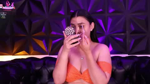 Lauren Anika online show from November 2025 09:58:01 PM