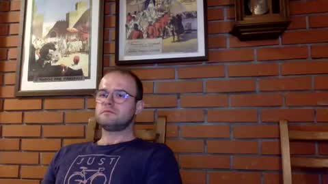 Snapshot of animal_michael chatting on January 2025 05:19:01 PM animal_michael online show from January 2025 05:19:01 PM