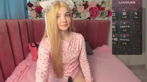 Alica online show from October 2025 02:36:02 AM